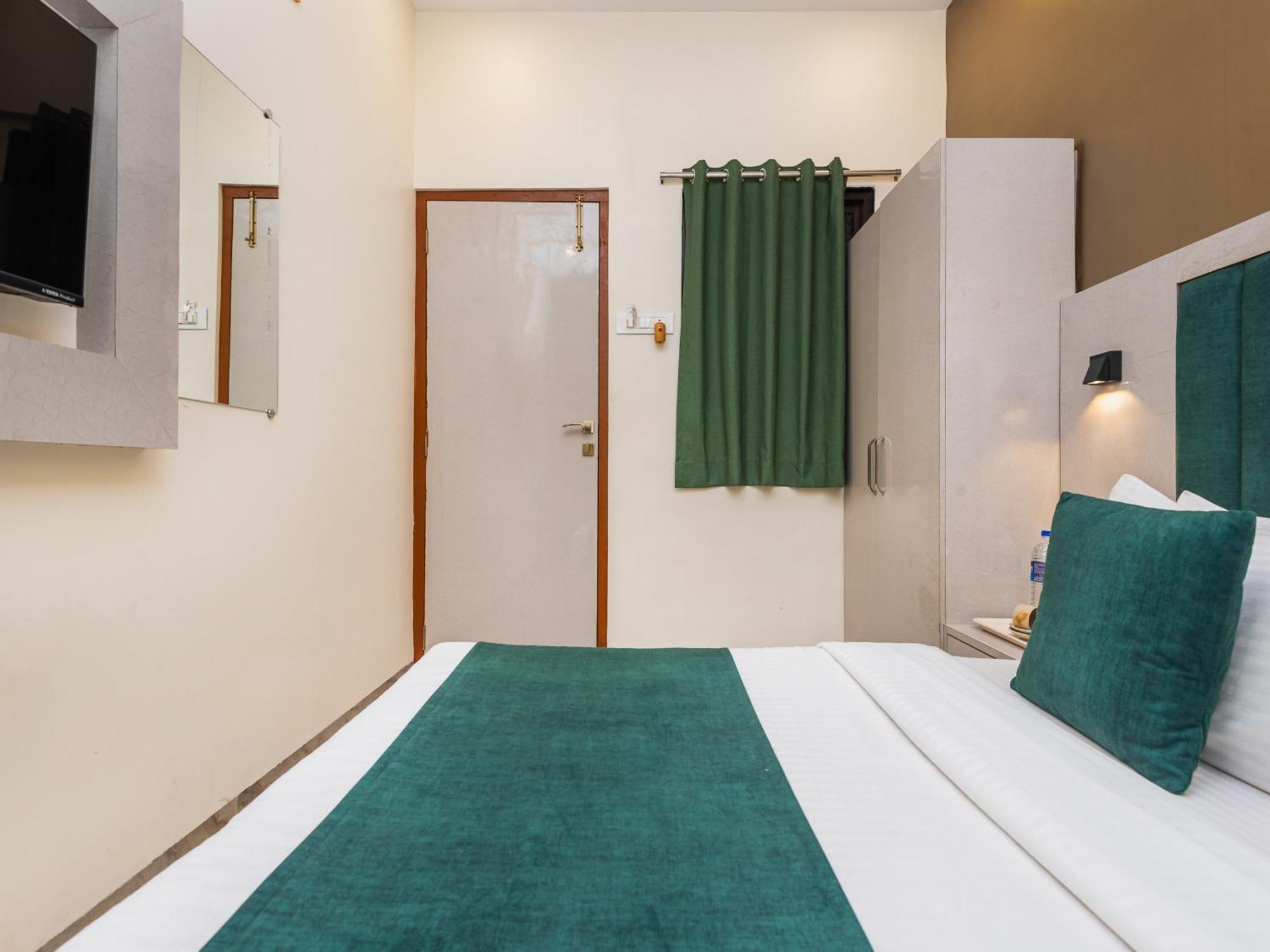 Hotel Priceless Suite Bombay Exhibition Centre Goregaon West Mumbai Exterior foto